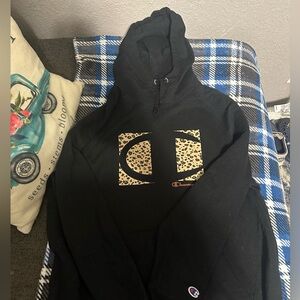 Champion hoodie 🖤🐆